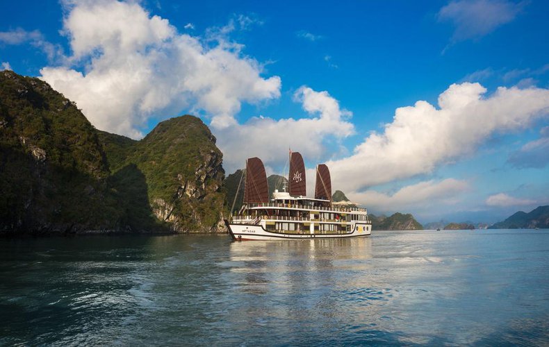 Orchid Classic Cruises Halong Bay: 