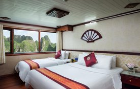 Rosa Boutique Cruise: '3 Star Budget-Friendly Cruises In Halong Bay' -  Review