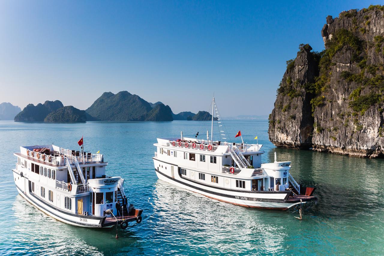 How to Choose a Cruise: The 5 Best Cruise Lines in Halong Bay